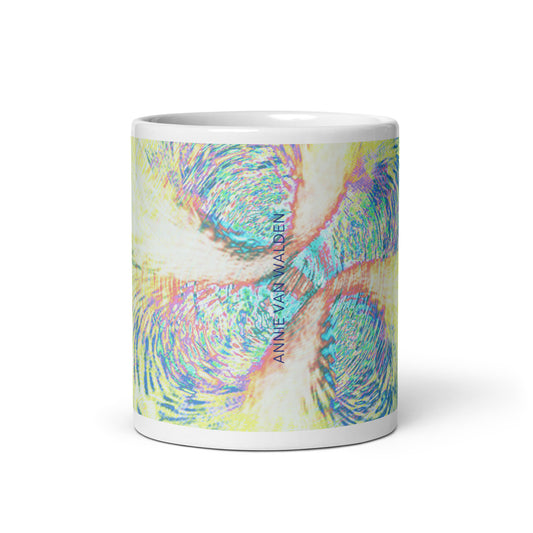 Weiße, glänzende Tasse - Happy Noise 11oz